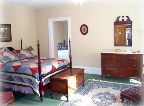 Evangeline'S Tower Bed & Breakfast Parrsboro Exteriér fotografie